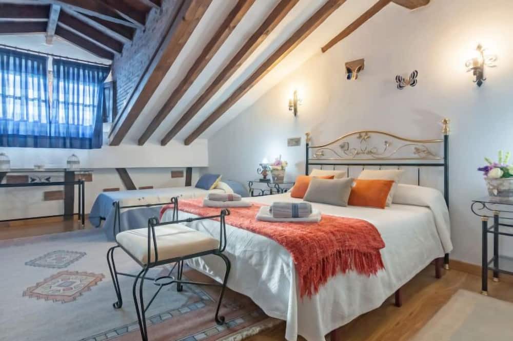 Photo of Bedroom in Cobijon