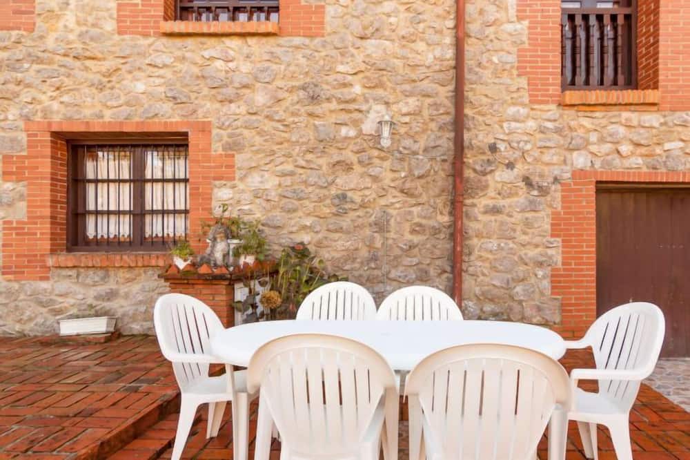 Photo of Patio Balcony in Cobijon