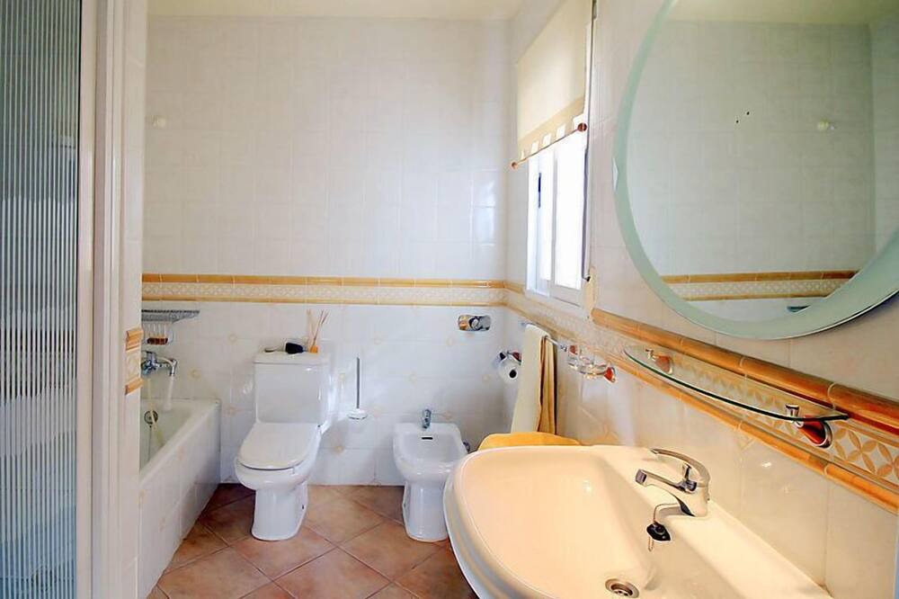 Photo of Bathroom in La Colina