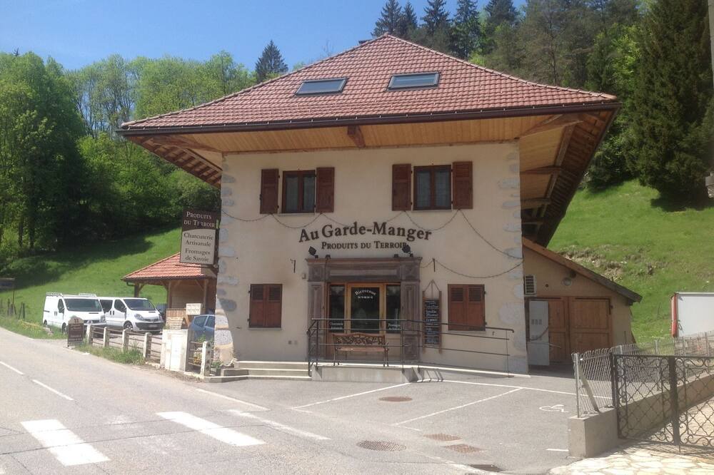 Photo of Others in Lescheraines