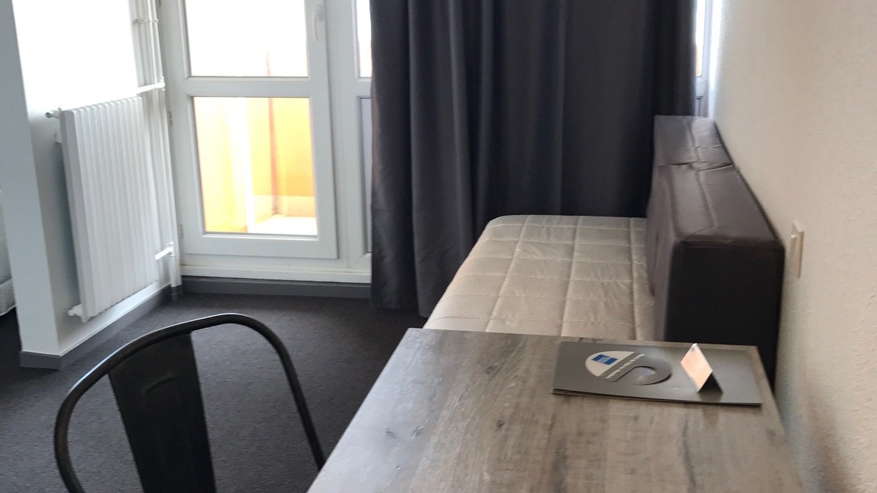 Photo of Bedroom in Port-de-Bouc