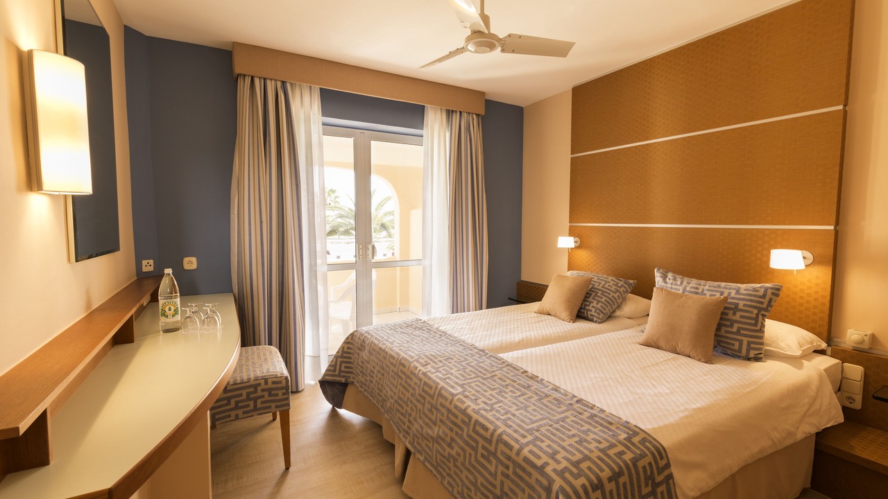 Photo of Bedroom in Esquinzo