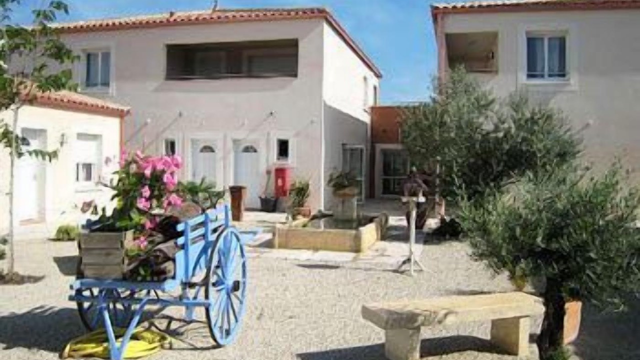 Photo of Outdoor in Saint-Martin-de-Crau
