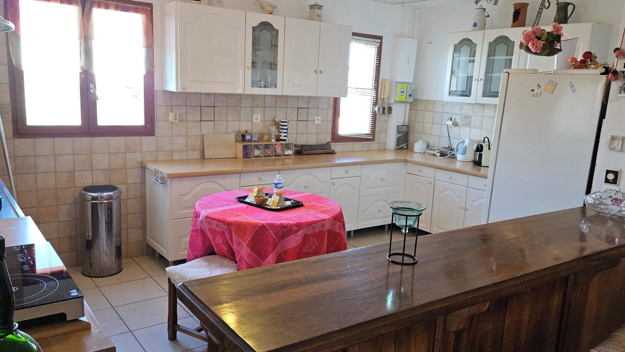 Photo of Kitchen in Saint-Martin-de-Crau