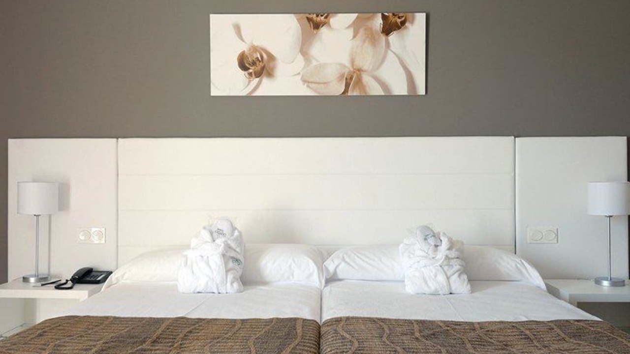 Photo of Bedroom in Alhama de Aragon