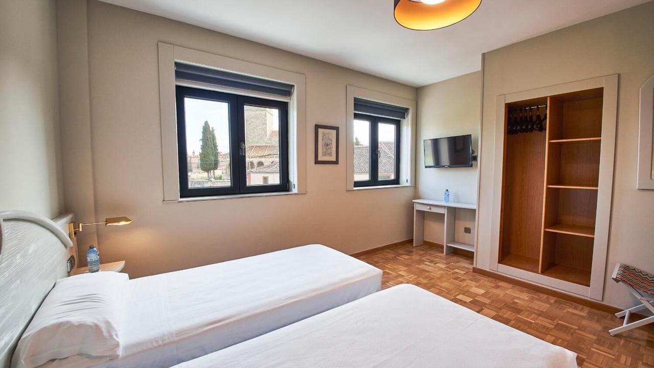 Photo of Bedroom in Madrona
