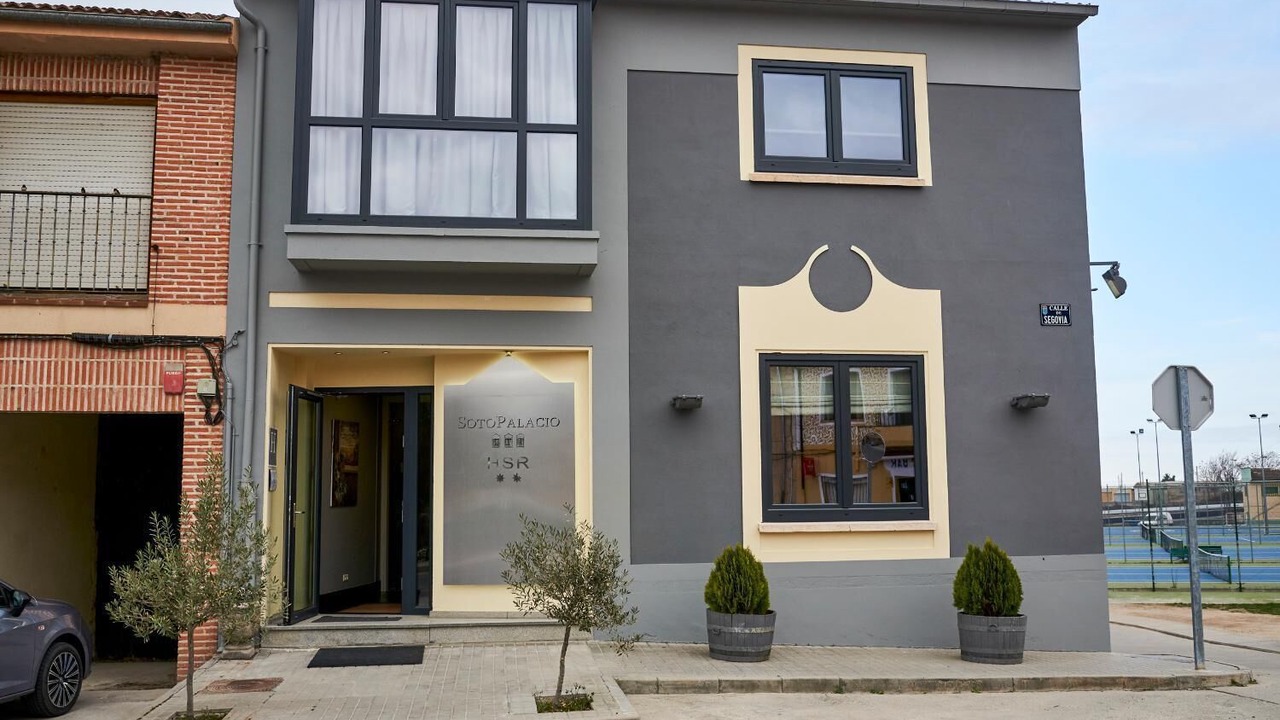 Photo of Outdoor in Madrona