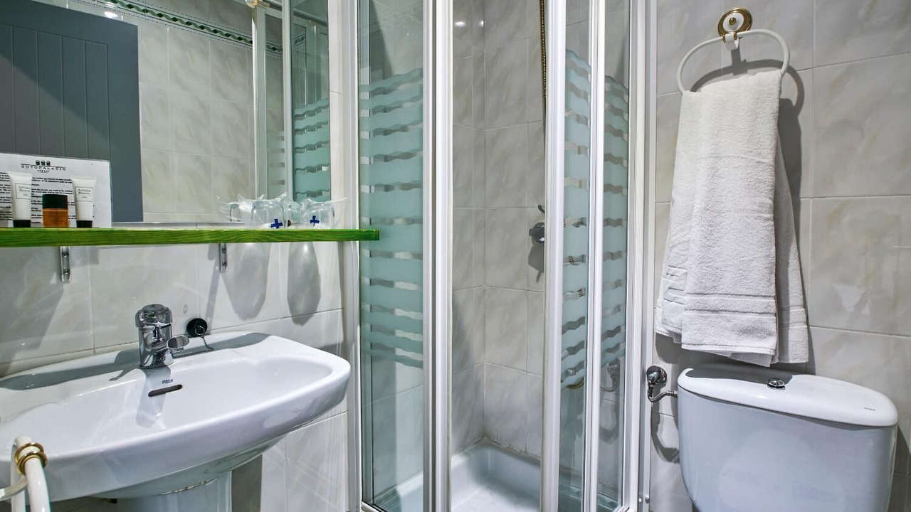 Photo of Bathroom in Madrona