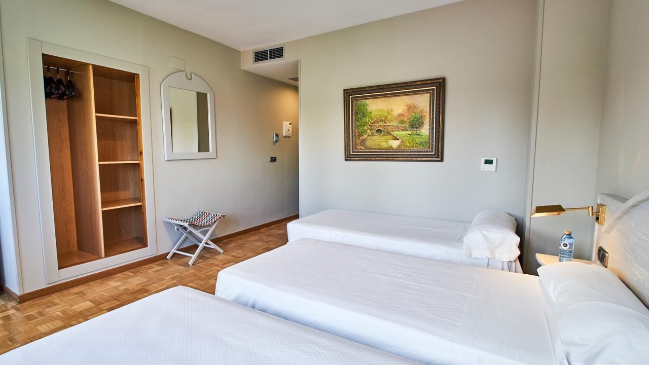 Photo of Bedroom in Madrona