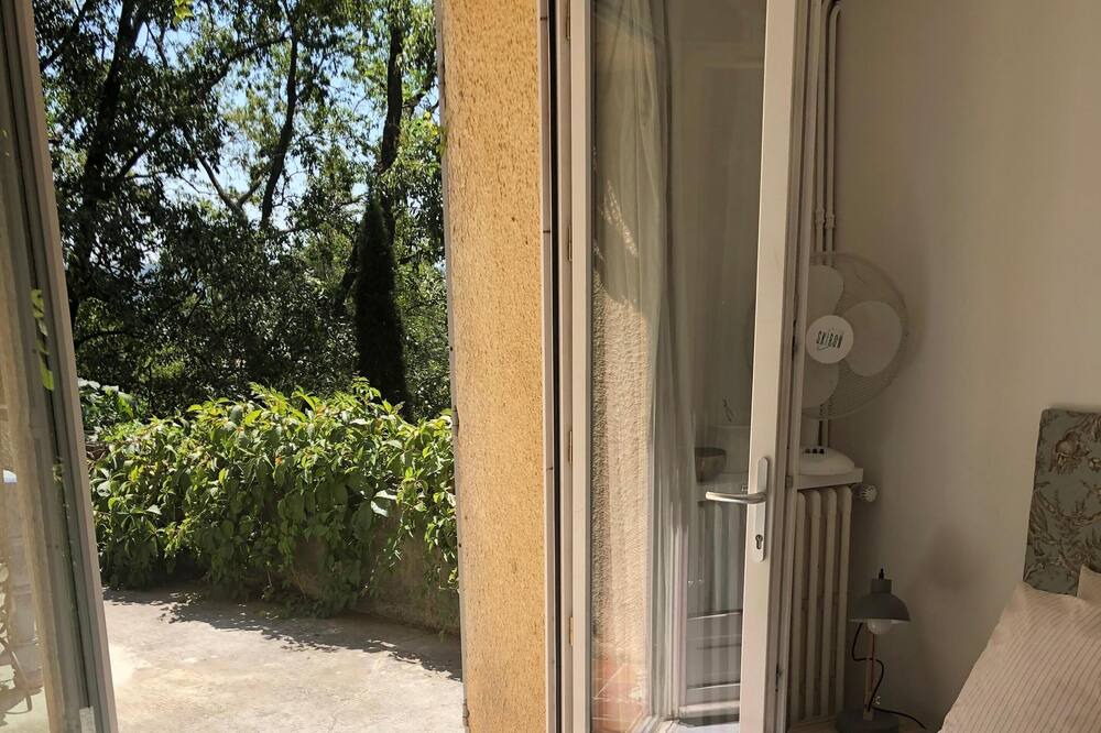 Photo of Bedroom in Saint-Maximin