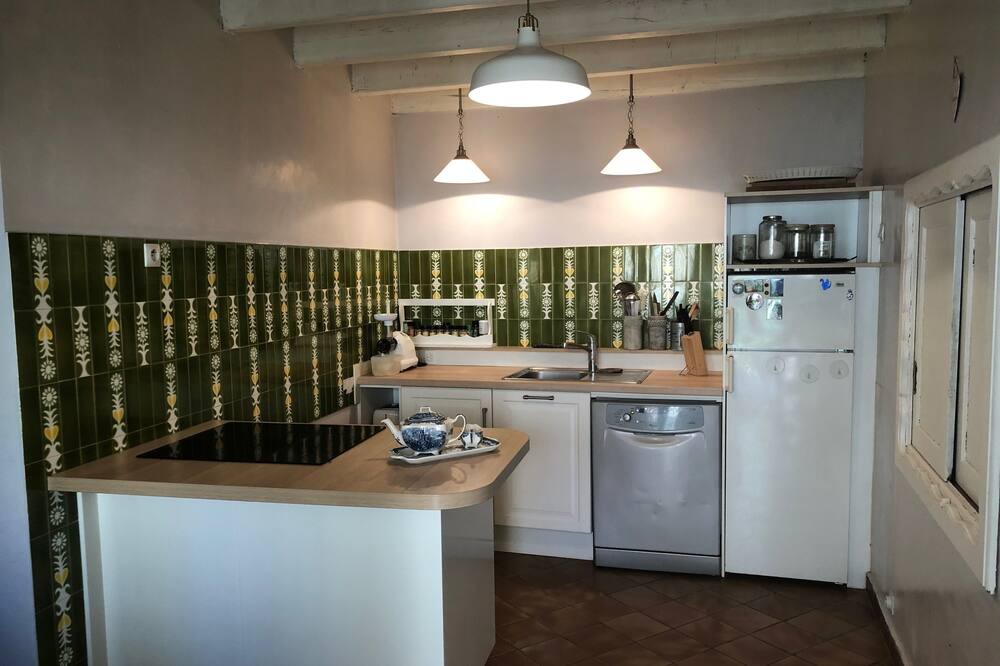 Photo of Kitchen in Saint-Maximin