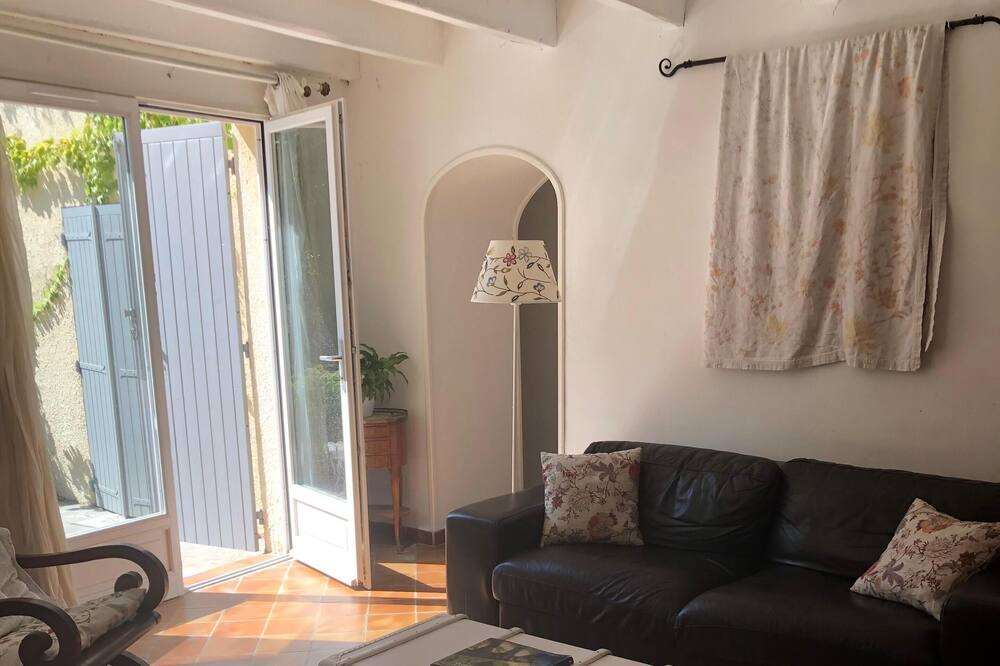 Photo of Livingroom in Saint-Maximin