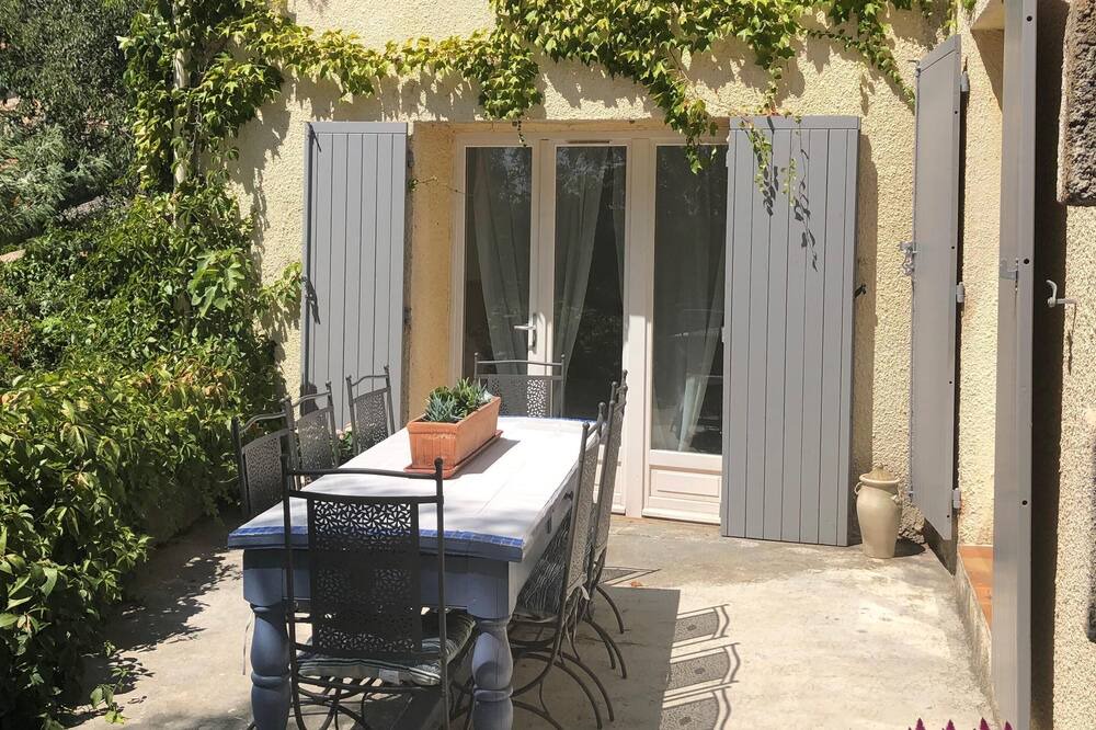 Photo of Patio Balcony in Saint-Maximin