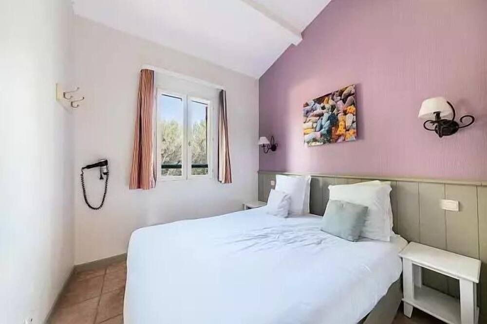Photo of Bedroom in Pont Royal