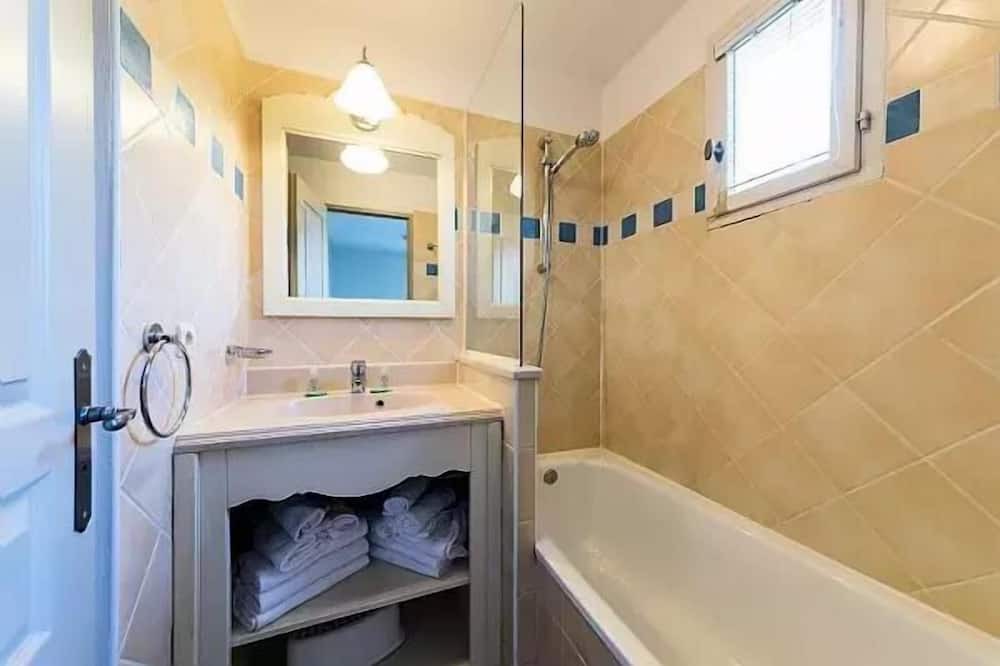 Photo of Bathroom in Pont Royal