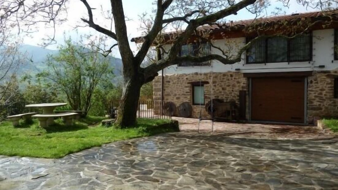 Photo of Buildings in Zegama