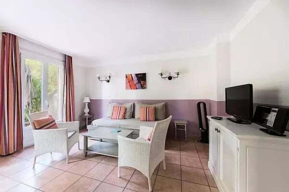 Photo of Livingroom in Pont Royal