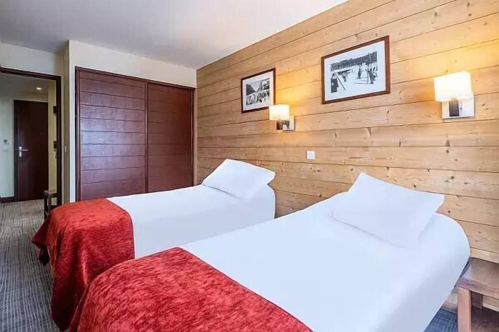 Photo of Bedroom in Arc-1800