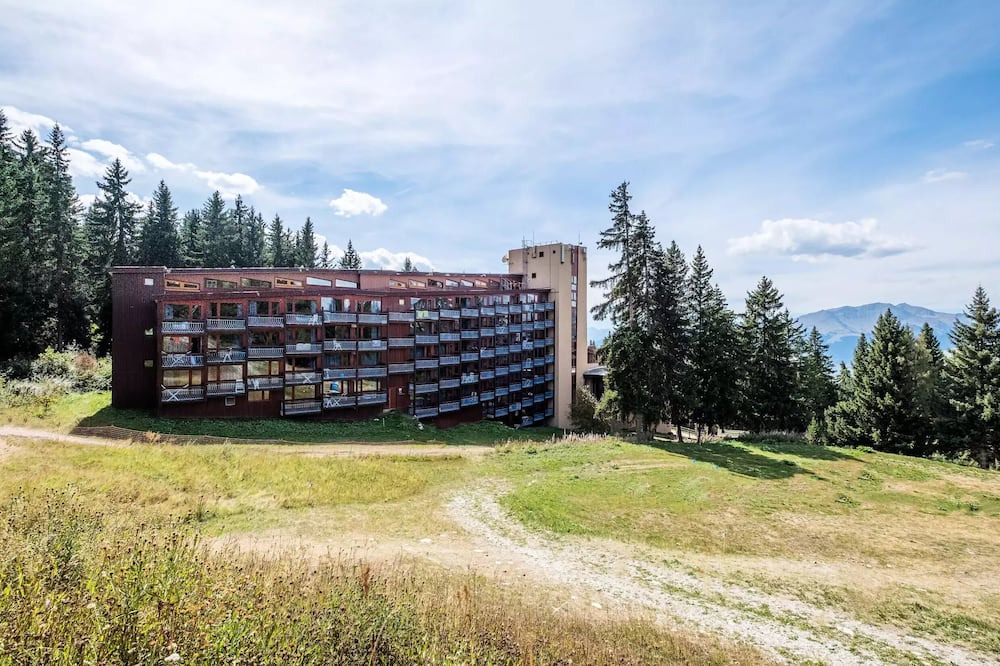 Photo of Outdoor in Arc-1800