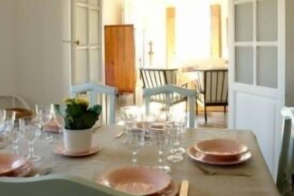 Photo of Kitchen in Salmeron