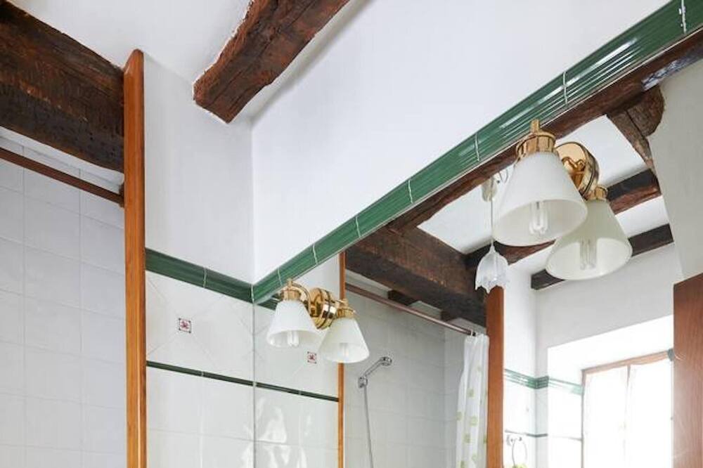 Photo of Bathroom in Baztan