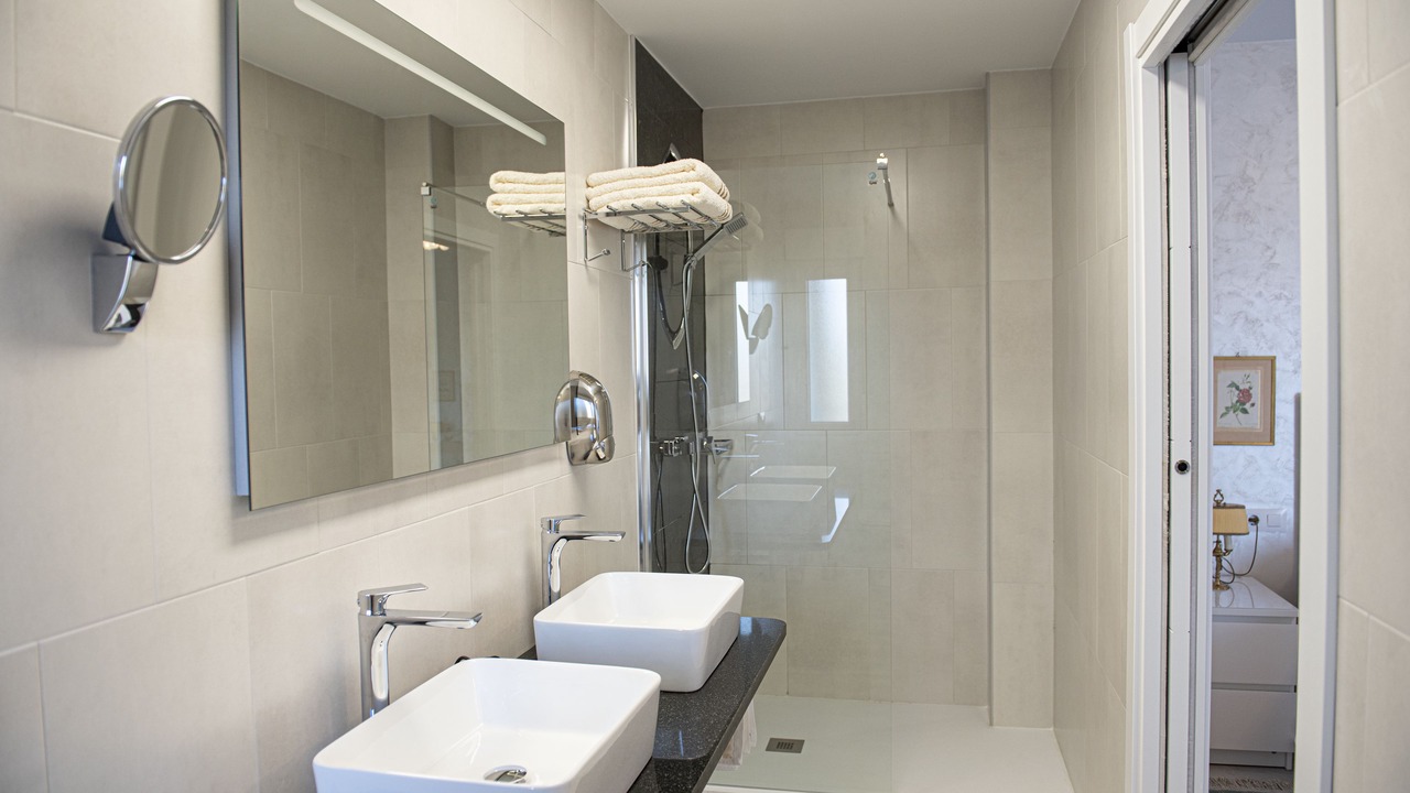 Photo of Bathroom in Chantada