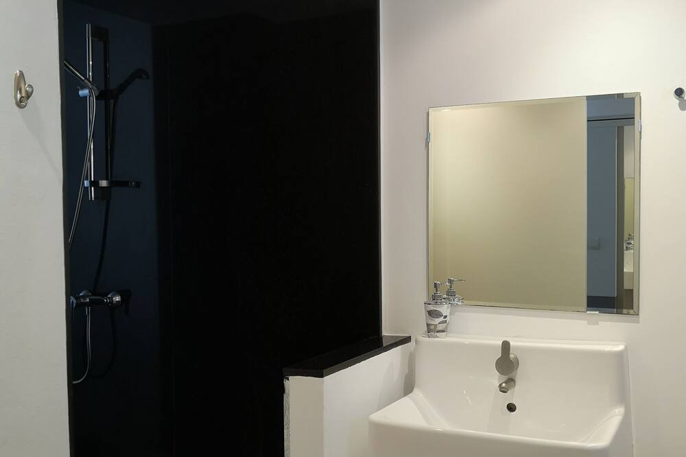 Photo of Bathroom in Urbanizacion Puerto de Estepona