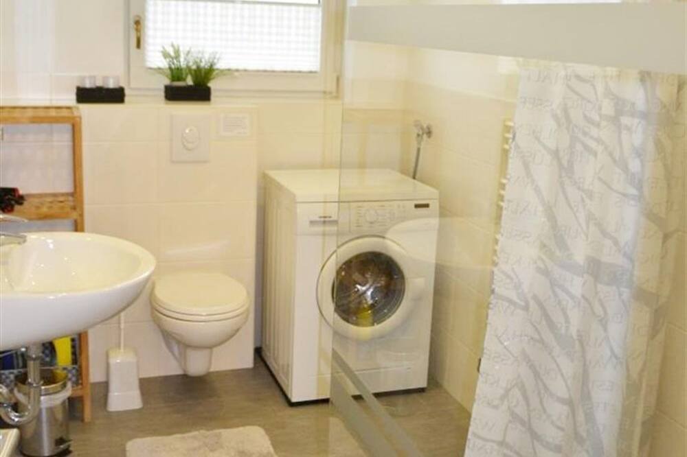 Photo of Bathroom in Katharinenheerd