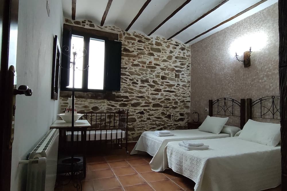 Photo of Bedroom in Segura de Leon