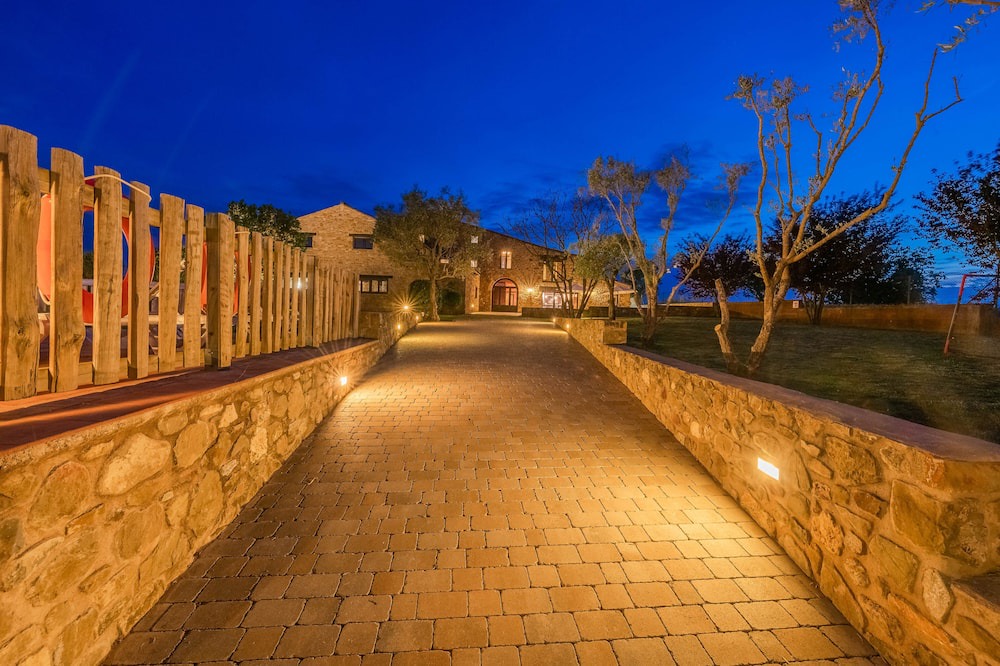 Photo of Outdoor in Sords