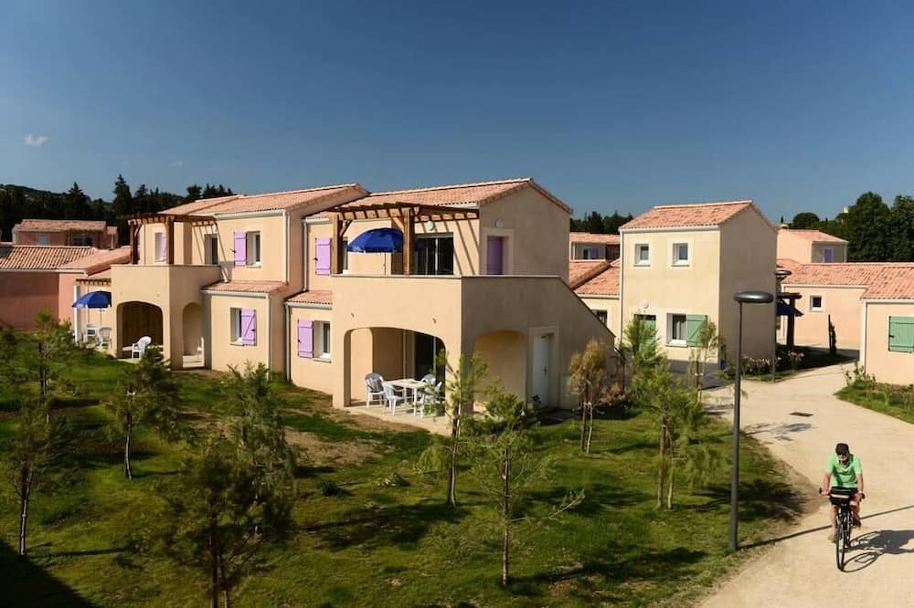 Photo of Outdoor in Paradou
