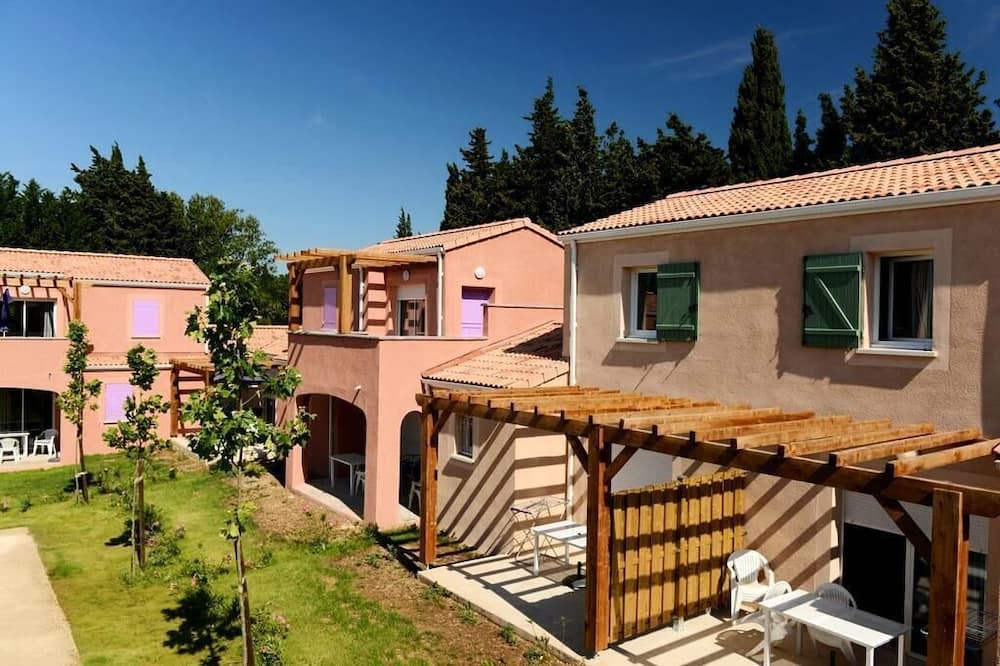 Photo of Outdoor in Paradou
