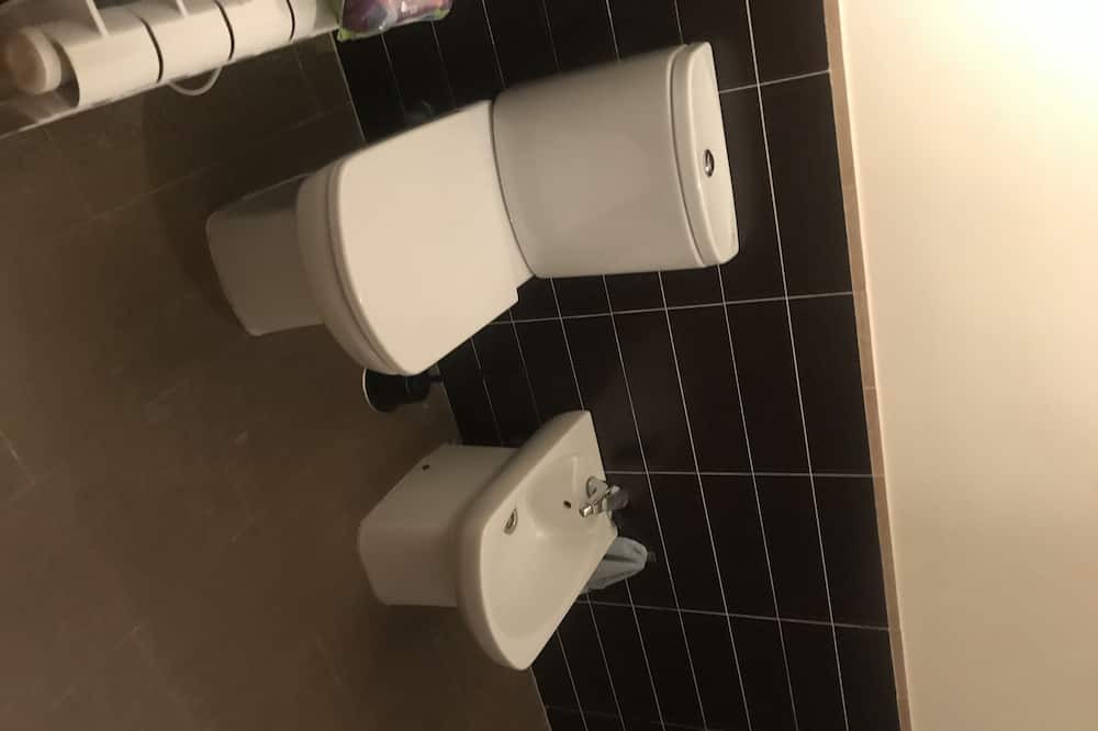 Photo of Bathroom in El Viso de San Juan