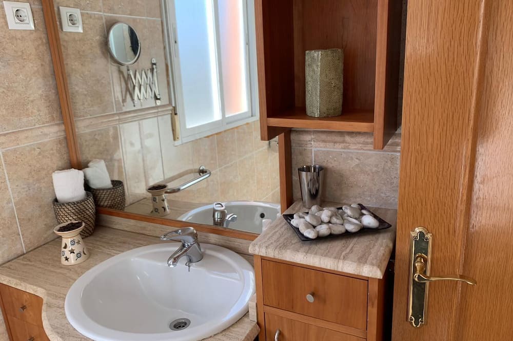 Photo of Bathroom in Fuente el Saz de Jarama
