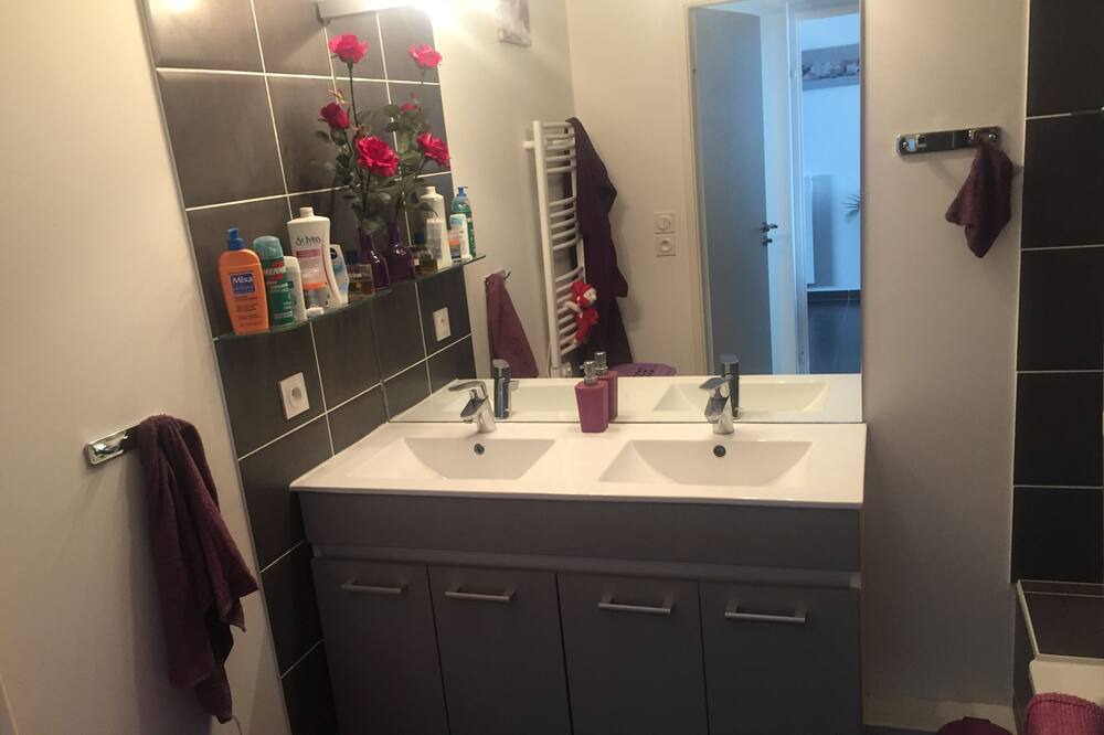 Photo of Bathroom in Croix-d'Argent