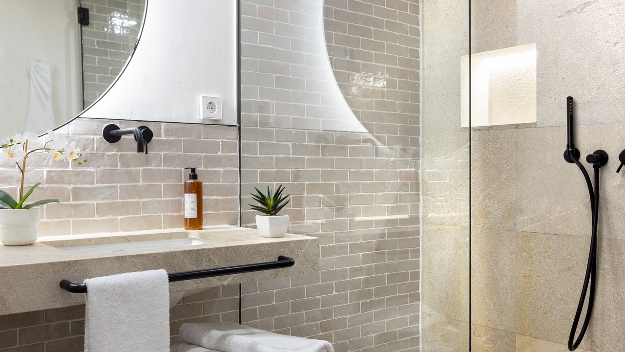 Photo of Bathroom in Cort