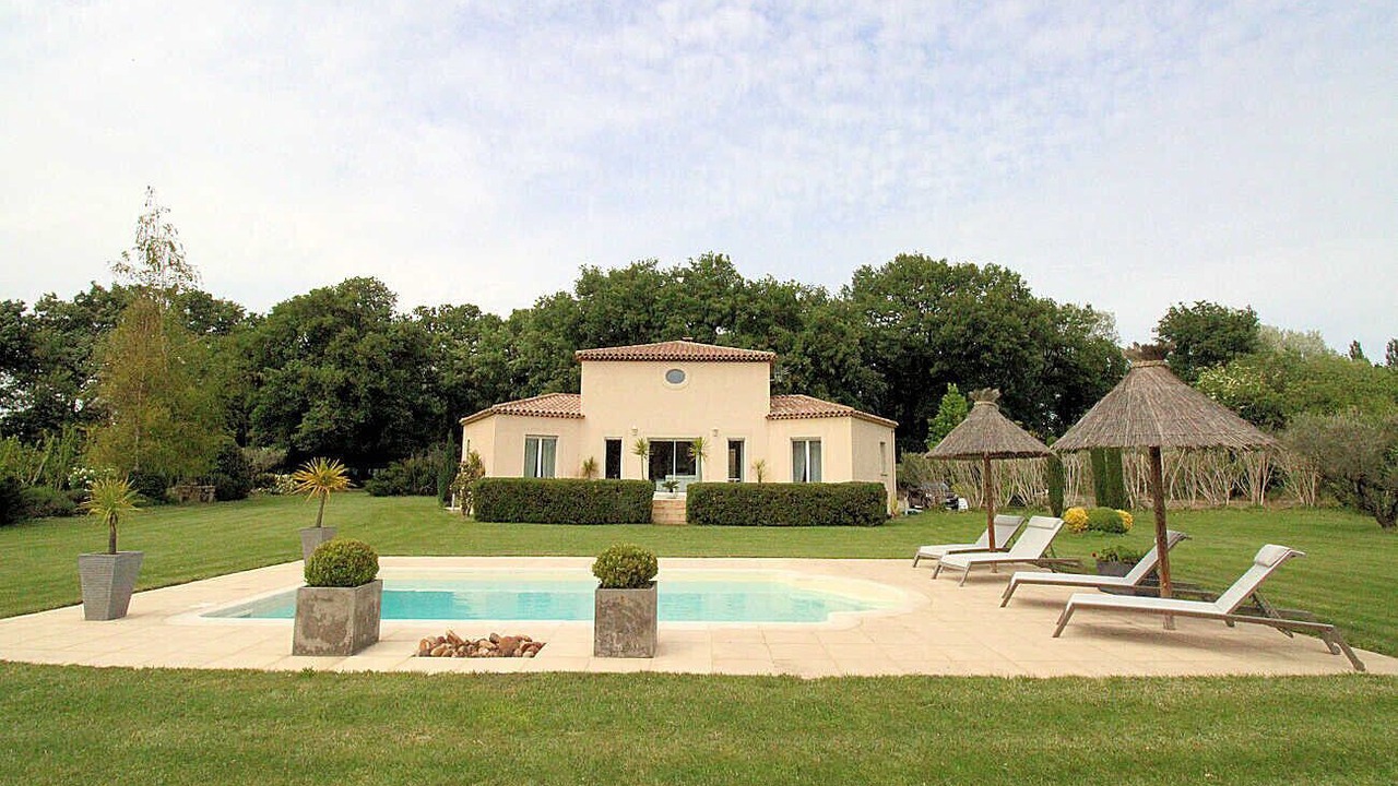 Photo of Outdoor in Istres
