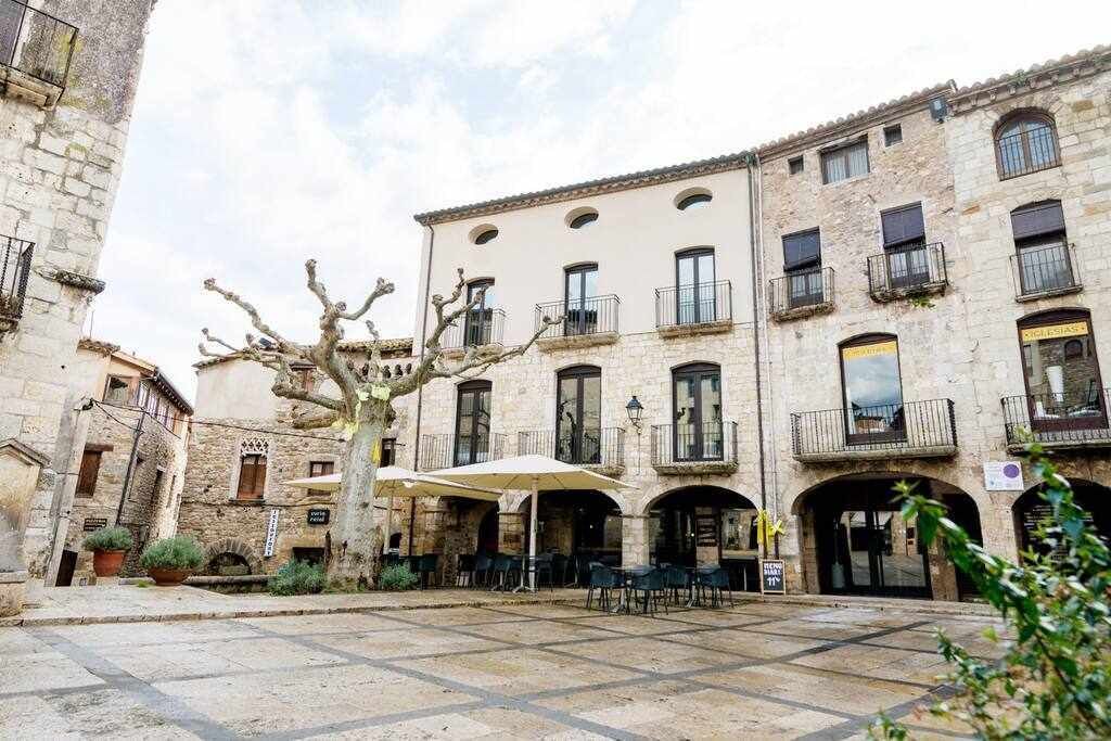 Photo of Outdoor in Besalu