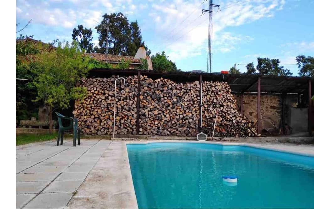 Photo of Outdoor in Navalmahillo