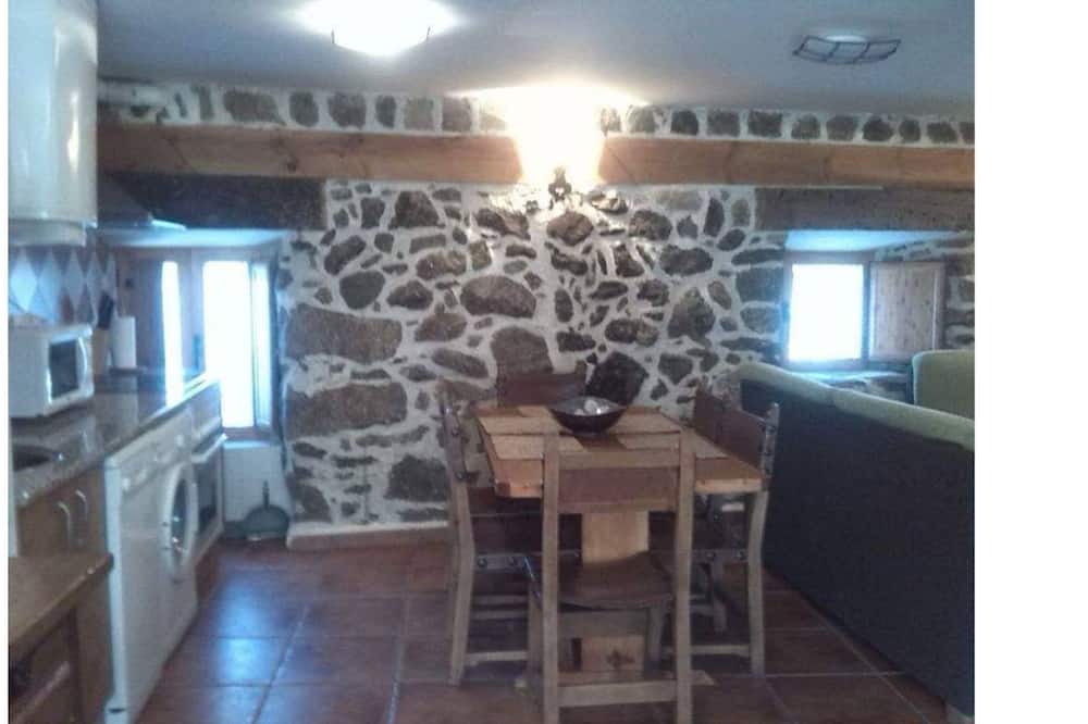 Photo of Kitchen in Navalmahillo