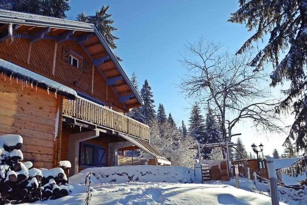 Photo of Outdoor in Premanon