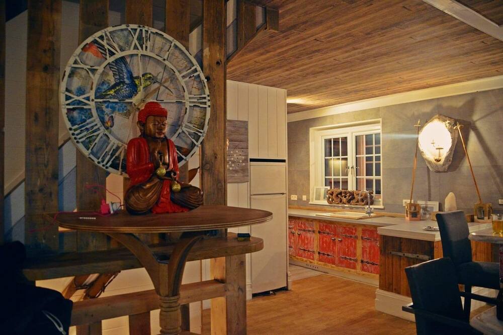 Photo of Kitchen in Premanon