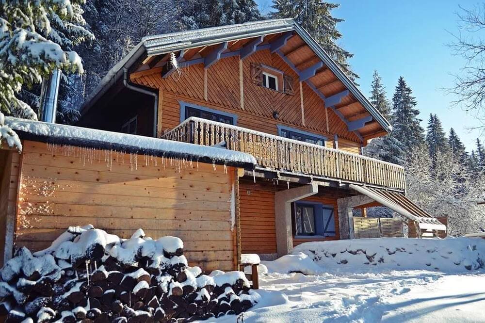 Photo of Outdoor in Premanon