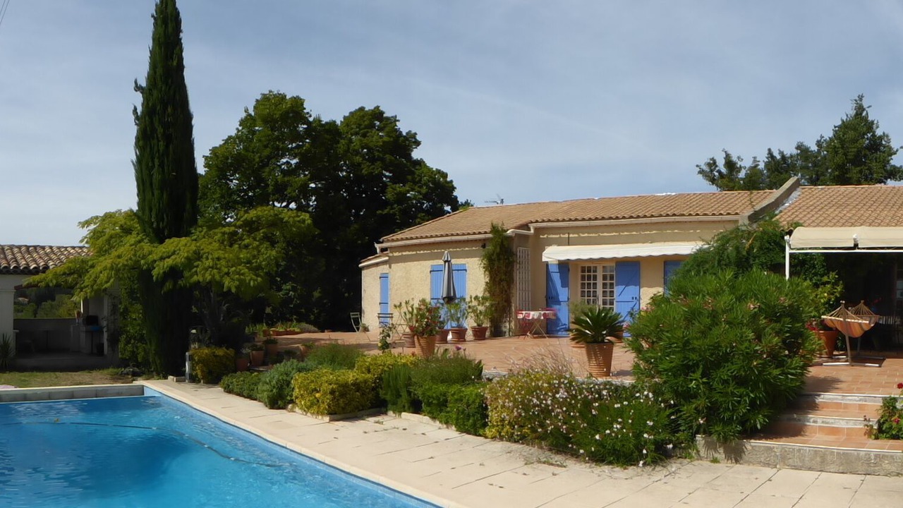 Photo of Outdoor in Auriol