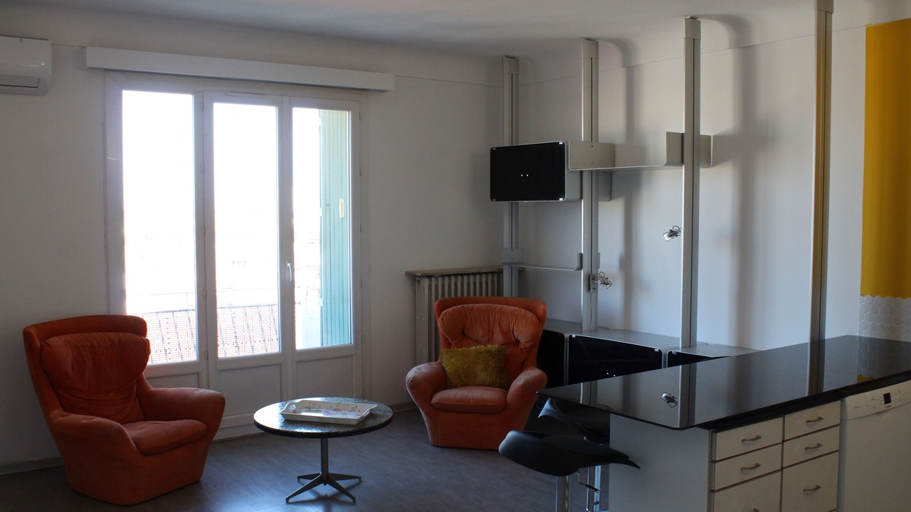 Photo of Livingroom in Quartier Administrations