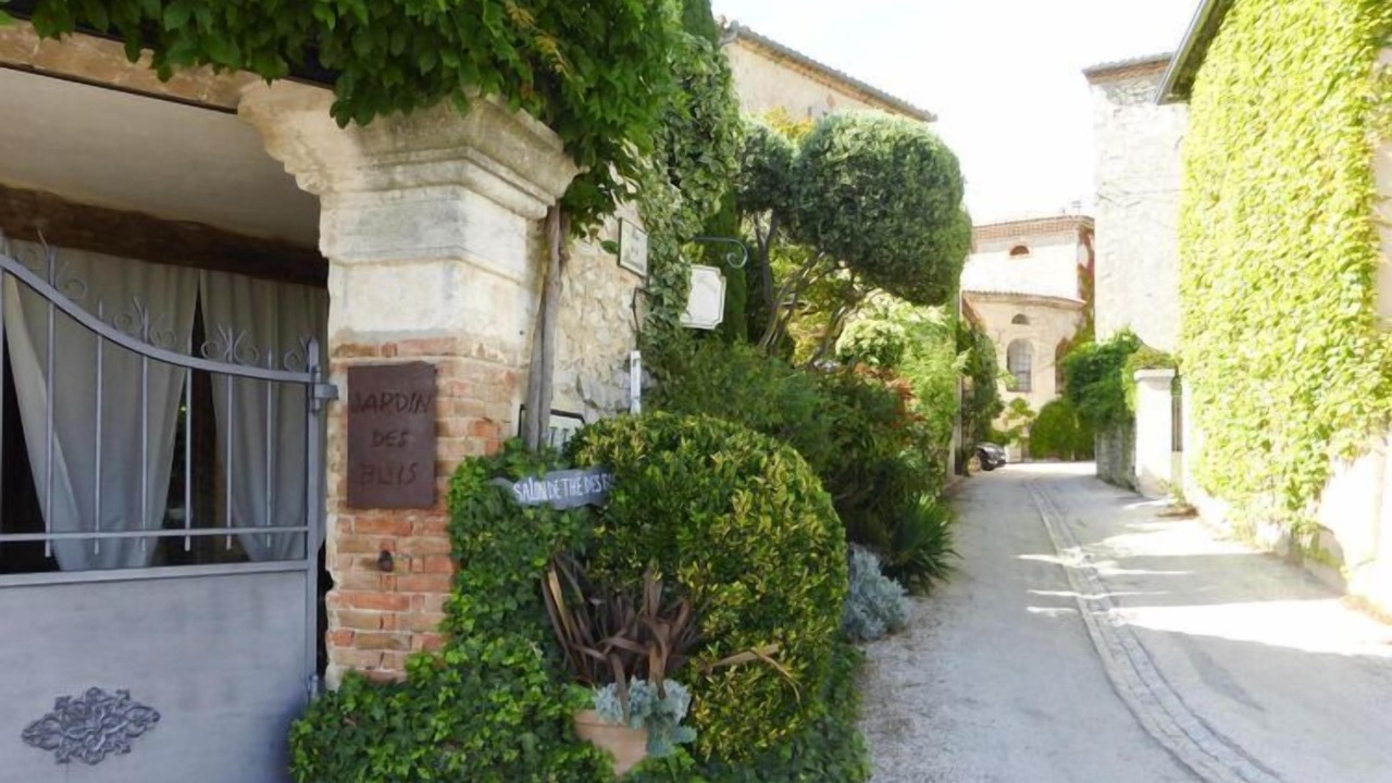 Photo of Outdoor in Arpaillargues-et-Aureillac
