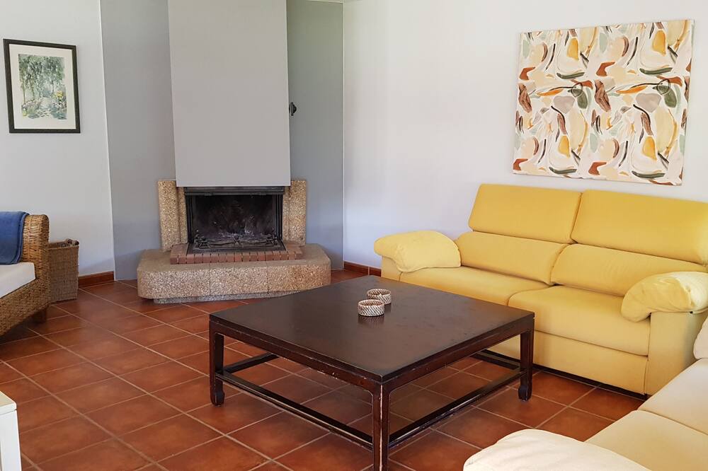 Photo of Livingroom in Arnados