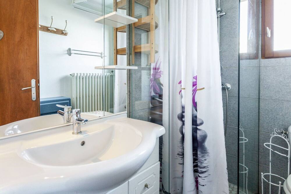 Photo of Bathroom in Saint-Gervais-les-Bains