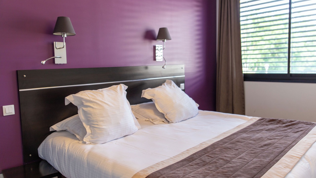 Photo of Bedroom in Ferney-Voltaire