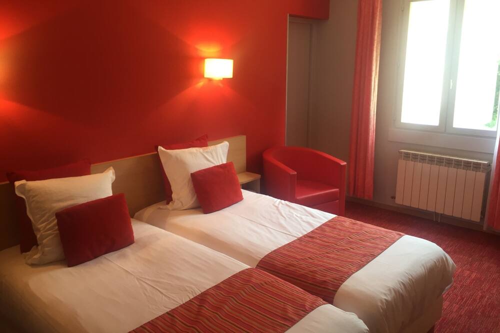 Photo of Bedroom in Divonne-les-Bains